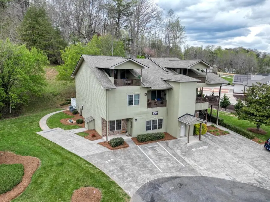 1729A Watercrest Way, Young Harris, GA 30546 - #2