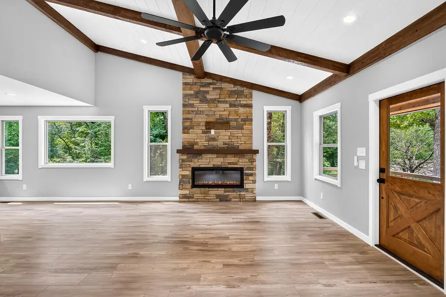 287 Lakeview Circle, Morganton, GA 30560 - #2