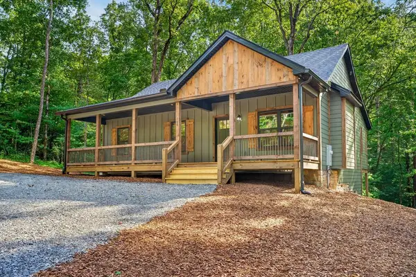 168 Reindeer Lane, Talking Rock, GA 30175