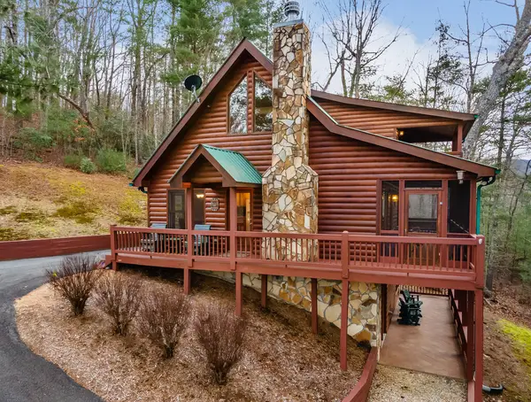 131 Toccoa Overlook Lane, Blue Ridge, GA 30513