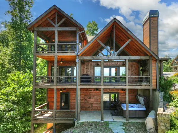 320 Amber Ridge, Blue Ridge, GA 30513