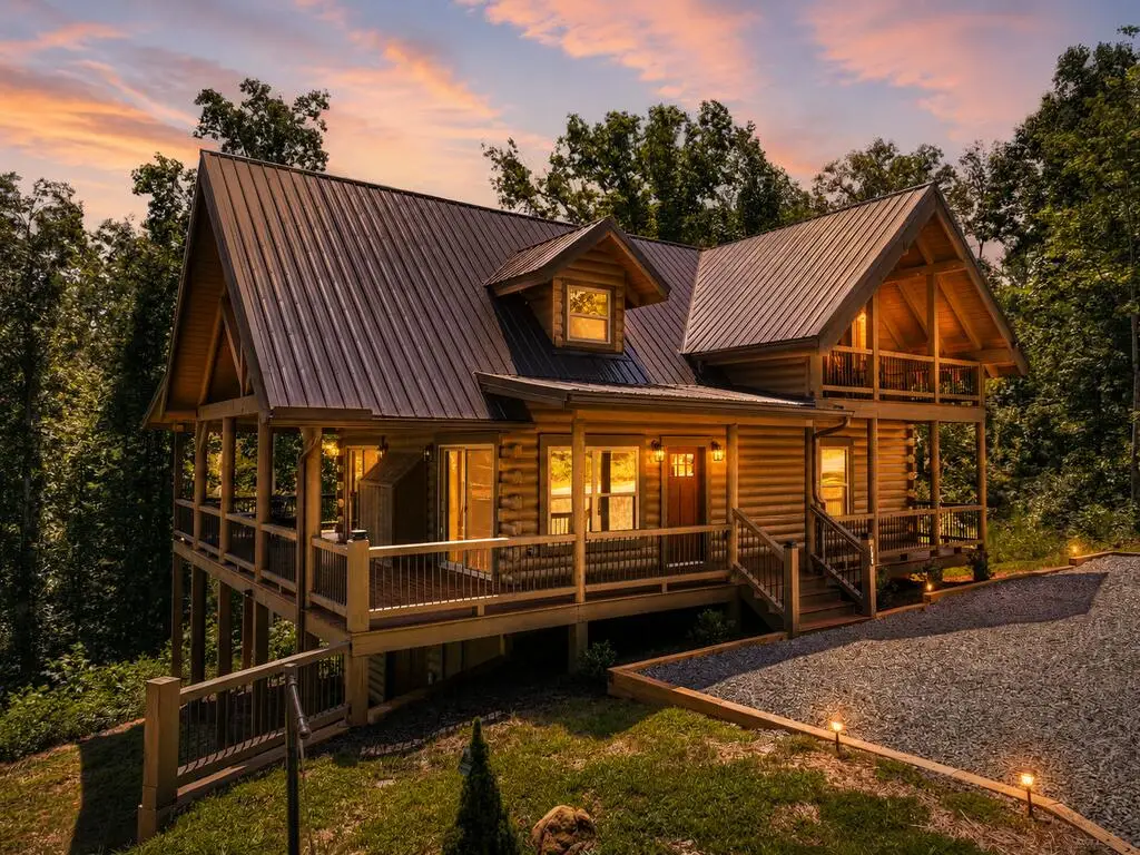 196 N Jakes Landing Way, Ellijay, GA 30540 - #1