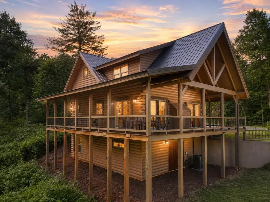 196 N Jakes Landing Way, Ellijay, GA 30540 - #2