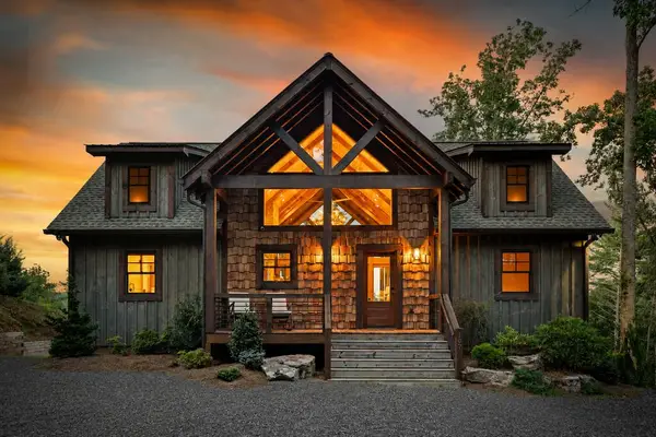 107 Fish Tale Cove, Ellijay, GA 30540