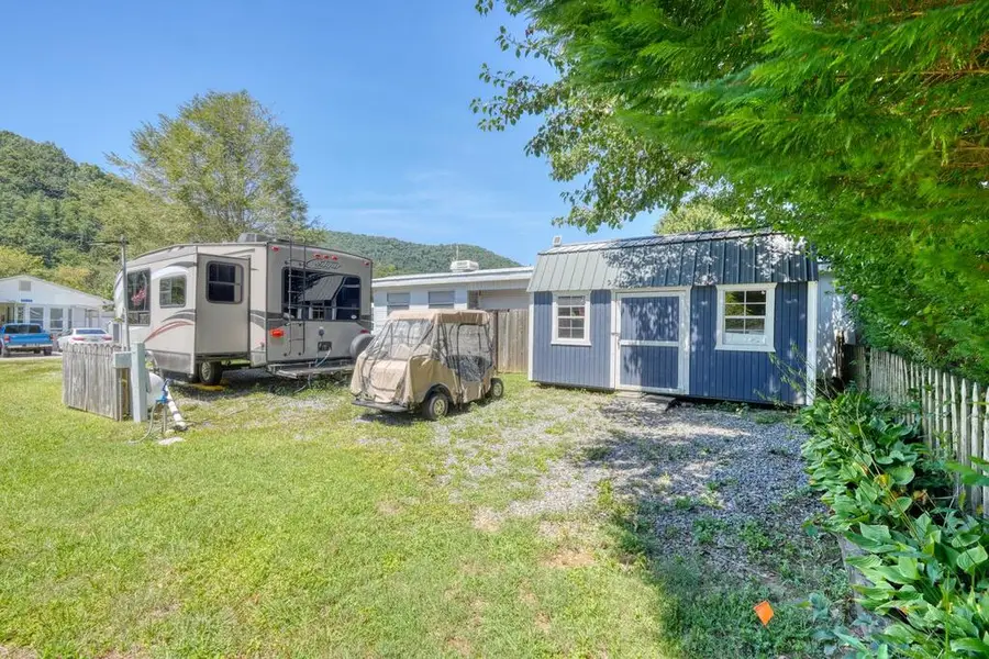 4358 Riverbank Run, Hiawassee, GA 30546 - #3