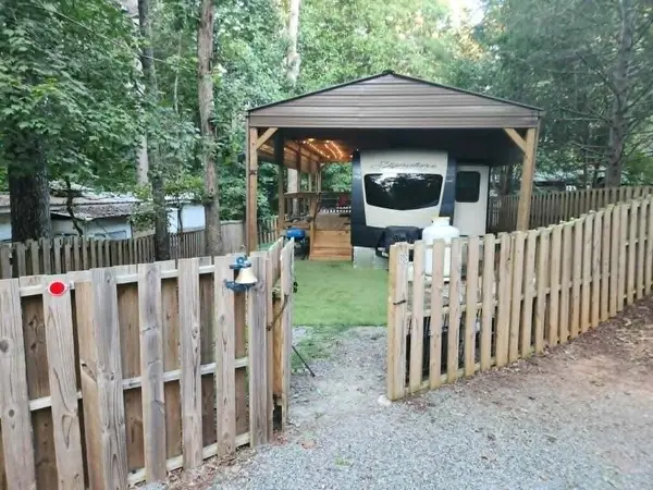 68 10th Street, Ellijay, GA 30540
