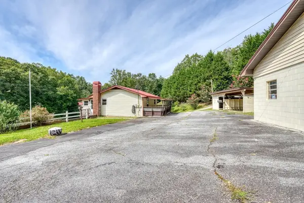 733 Jones Street, Blairsville, GA 30512