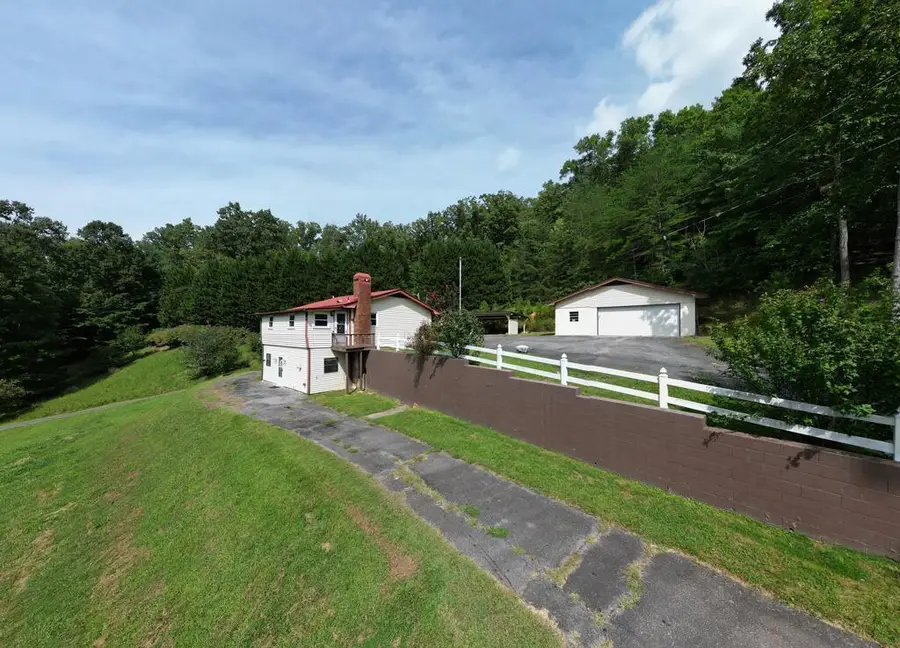 733 Jones Street, Blairsville, GA 30512 - #2