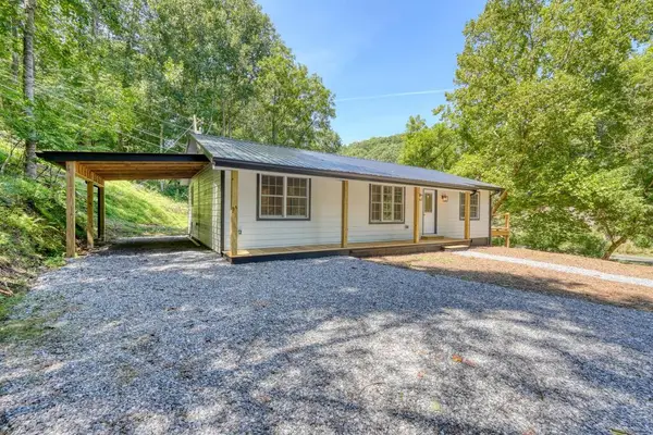6564 Crooked Creek Road, Young Harris, GA 30582