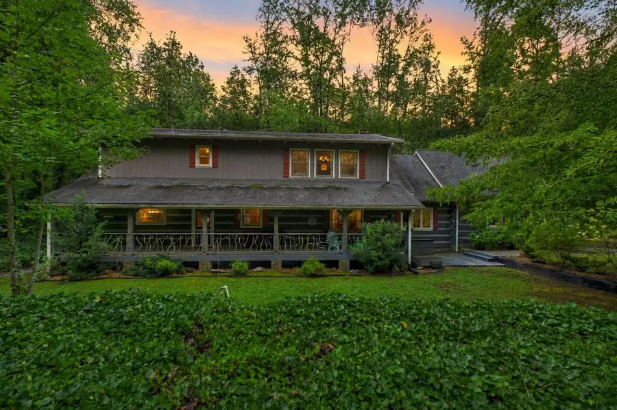 606 Johntown Rd, Ellijay, GA 30536 - #2
