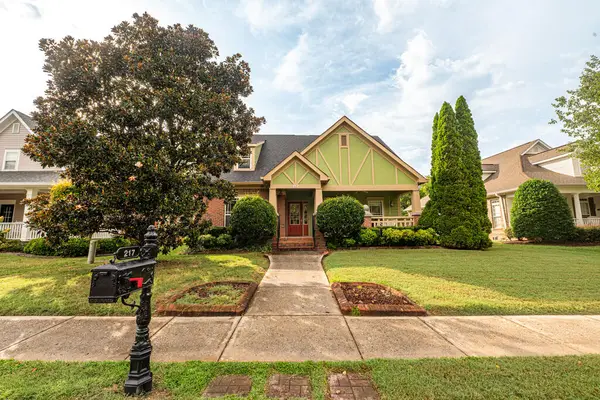 217 Horse Creek Dr, Chattanooga, TN 37405