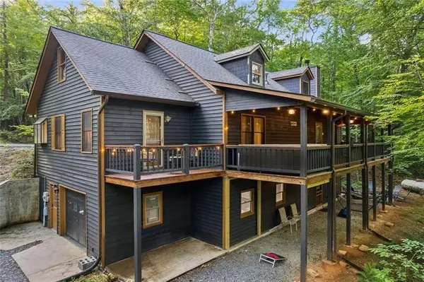 889 Granny Branch, Blue Ridge, GA 30513