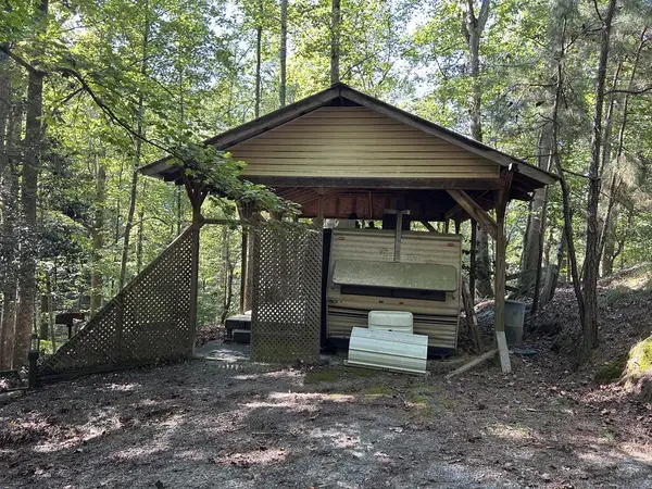 985 Ogden Drive, Ellijay, GA 30540