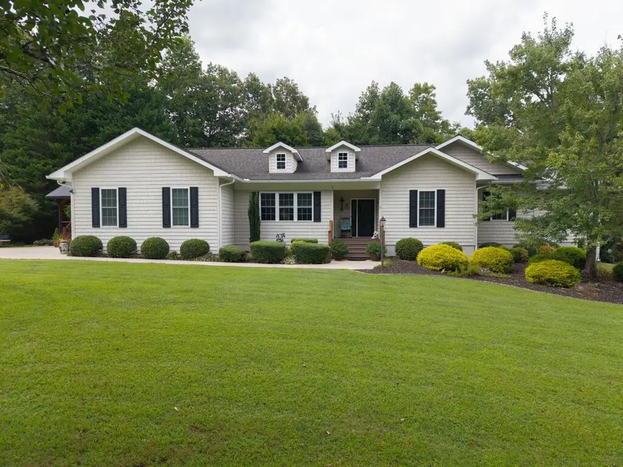 622 Tarheel West Drive, Murphy, NC 28906 - #2