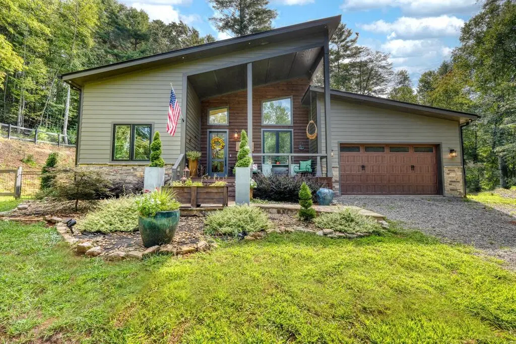 6824 Mountain Laurel Road, Hiawassee, GA 30546 - #1