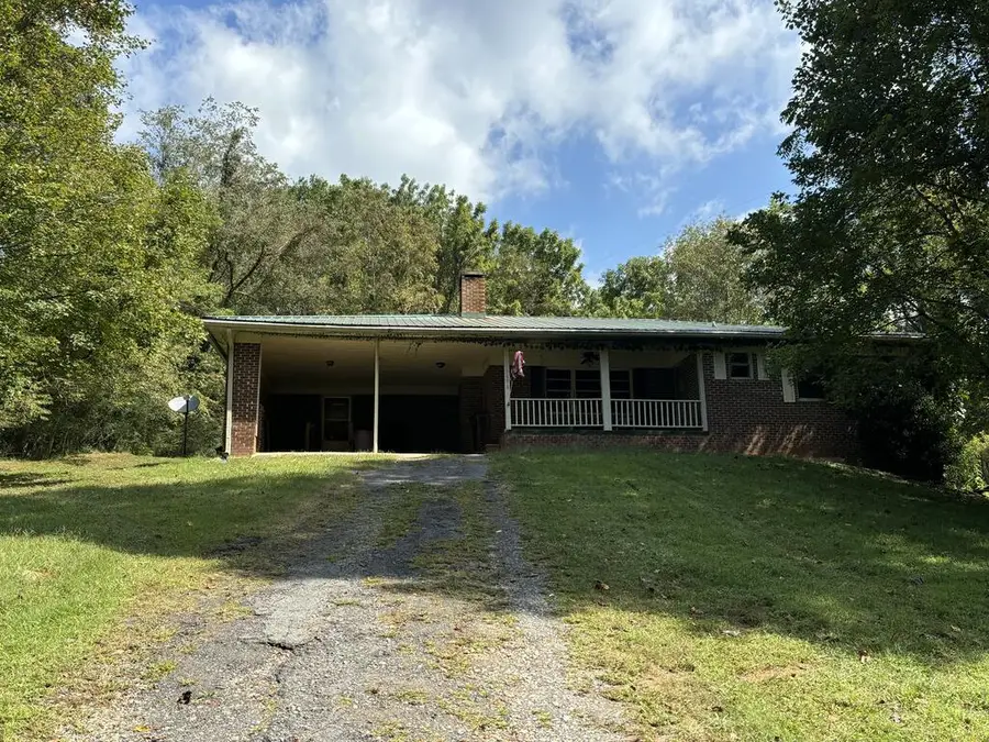 5696 Fires Creek Road, Hayesville, NC 28904 - #3