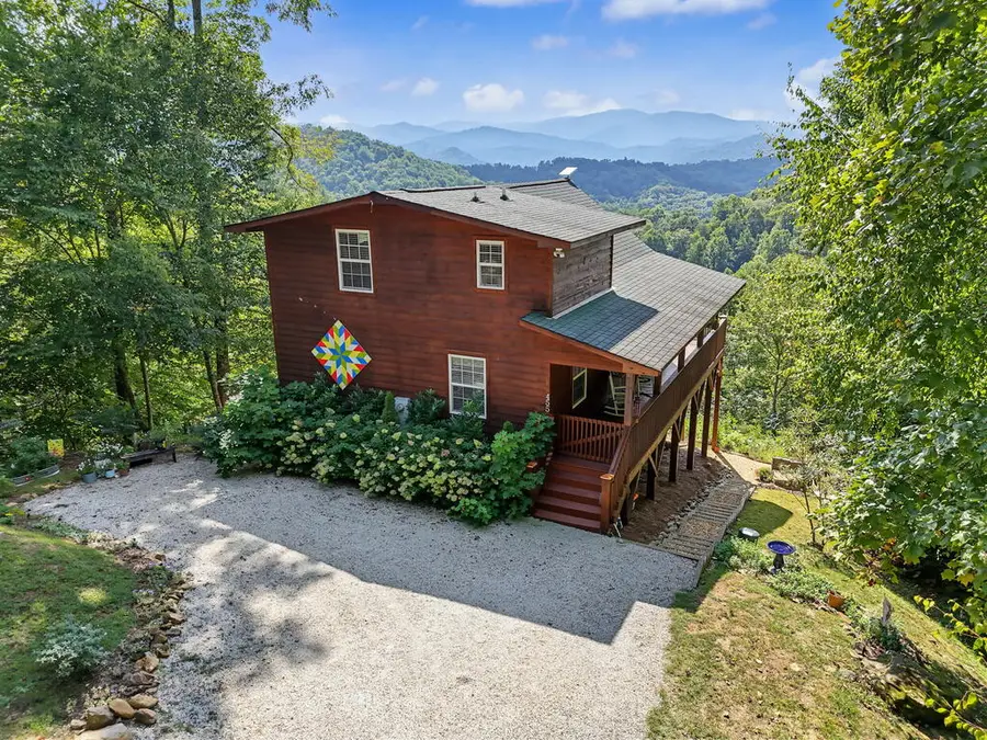 455 Raymond Wilson Rd, Topton, NC 28781 - #2