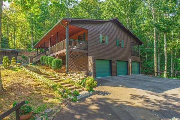 320 Mossy Creek Trail, Murphy, NC 28906