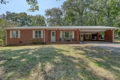 169 C H Colwell Dr, Blairsville, GA 30512
