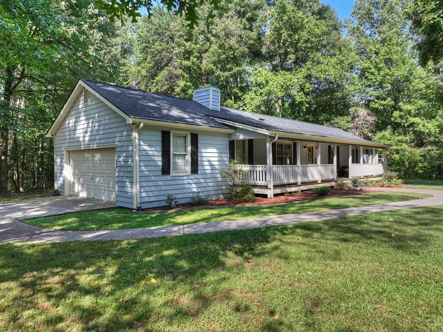 46 White Oak Drive, Talking Rock, GA 30175 - #2