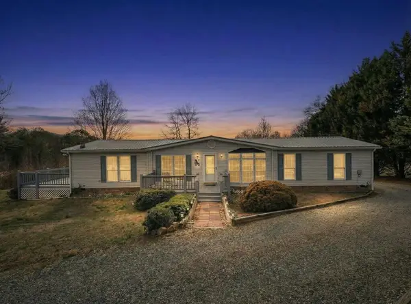 283 Bobcat Lane, Warne, NC 28909