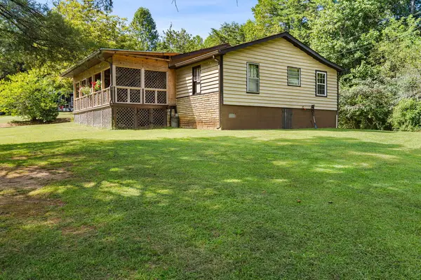 44 Little Wolf Creek Road, Murphy, NC 28906