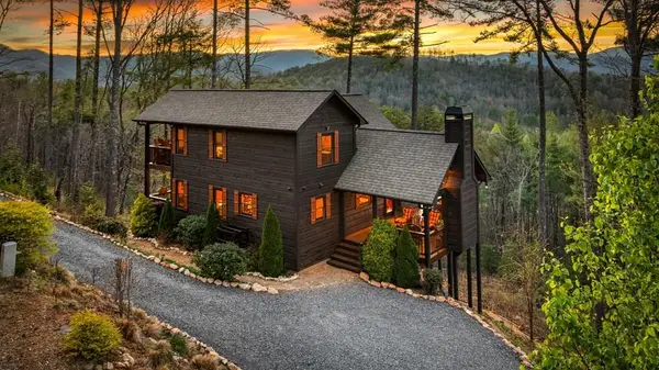 267 Oasis Drive, Blue Ridge, GA 30513