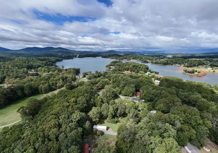 858 Old Forge Estates, Hiawassee, GA 30546 - #3