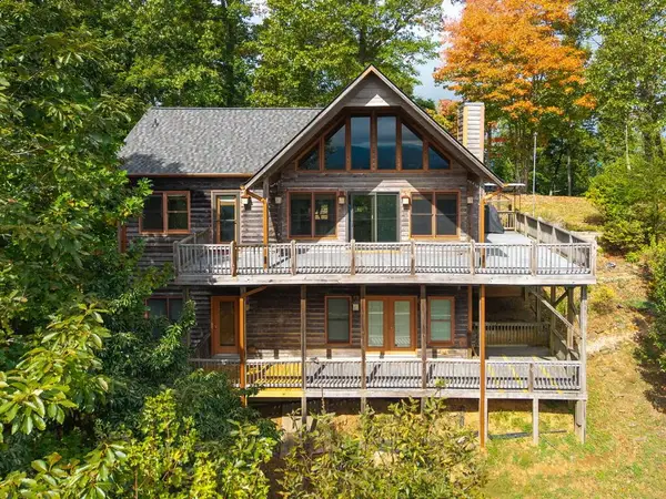 175 Bear Trace Road, Brasstown, NC 28902