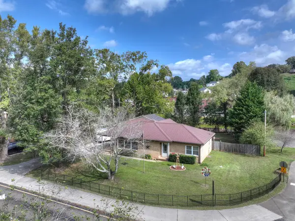 133 E Market Street, McCaysville, GA 30555