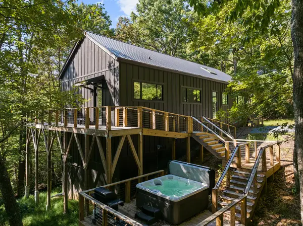 206 Anderson Drive, Blue Ridge, GA 30513