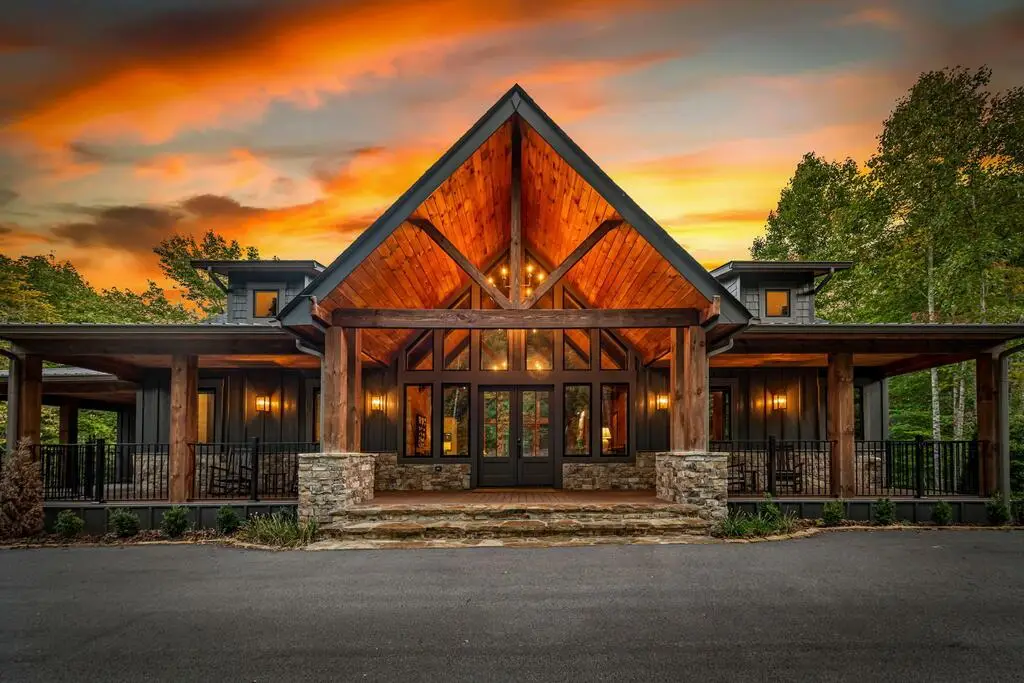 248 Weaver Creek Overlook, Blue Ridge, GA 30559 - #1