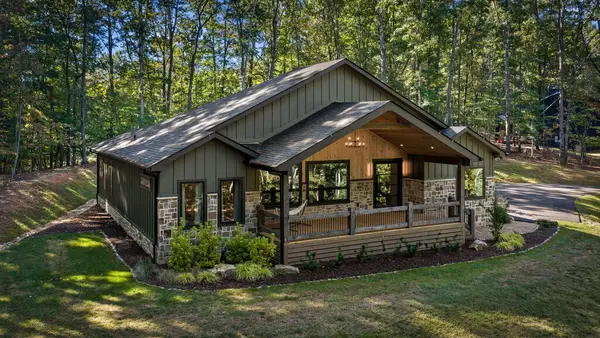 88 Cascading Brook Lane, Blue Ridge, GA 30513
