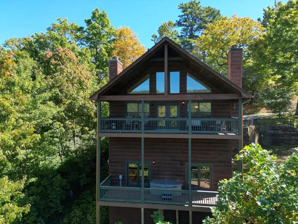 1281 Tipton Heights, Hiawassee, GA 30546 - #1