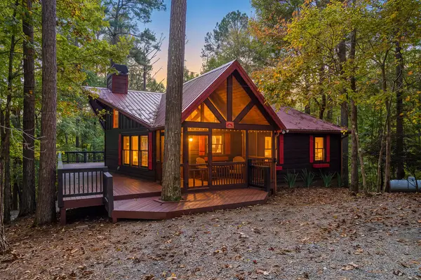 95 Miramar Drive, Ellijay, GA 30540