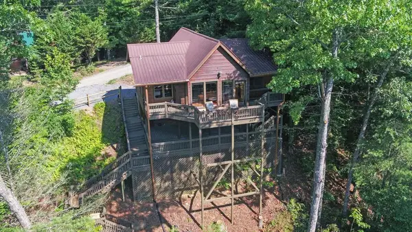 679 Mountain View Circle, Blue Ridge, GA 30513