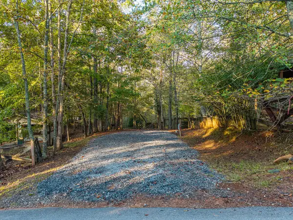 43 10th Street, Ellijay, GA 30540