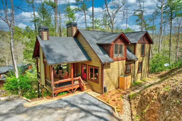 136 Gallery Court, Ellijay, GA 30540