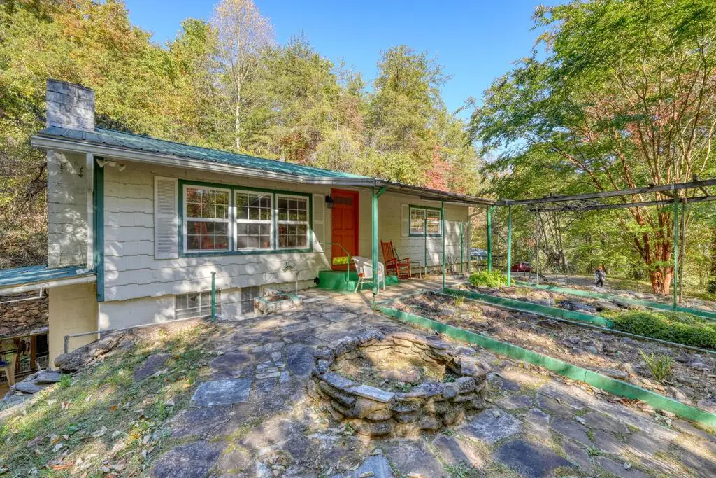 197 Pounding Mill Connector, Hayesville, NC 28904 - #1