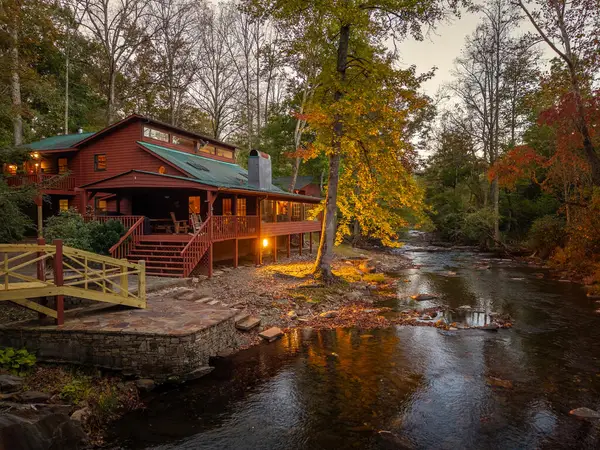 4549 Fires Creek Road, Hayesville, NC 28904