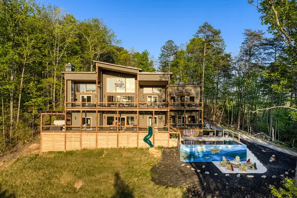 356 Mountain Ridge Drive, Blue Ridge, GA 30513