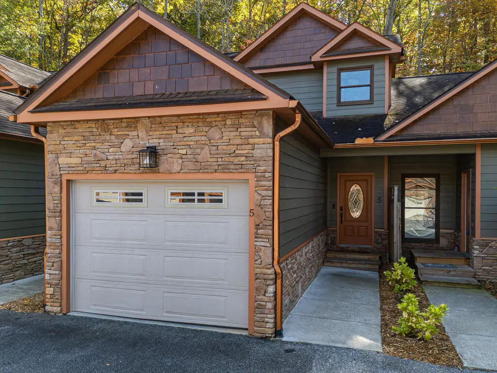 130 Emory Circle, Blairsville, GA 30512 - #1