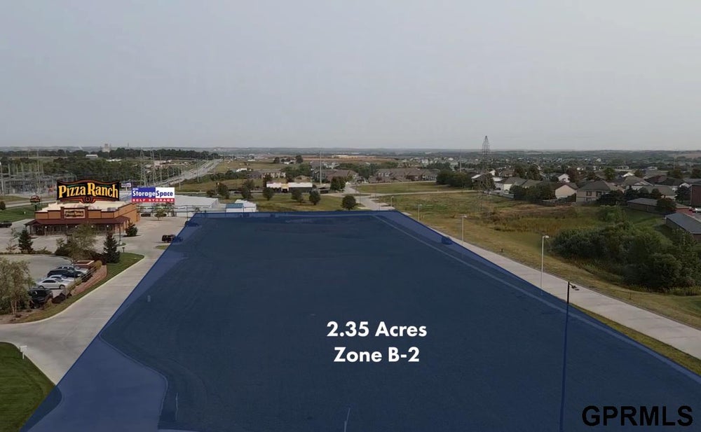 84th Lexington Street, Lincoln, NE 68510 BHGRE