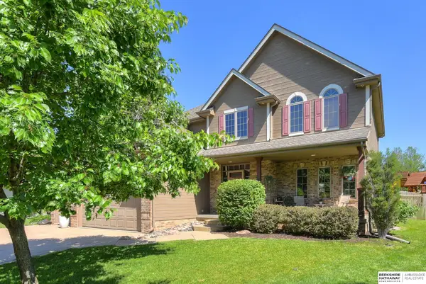 10310 Joseph Circle, La Vista, NE 68128