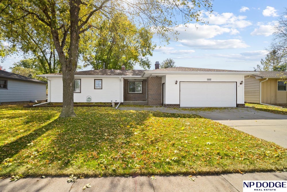 1315 W Dakota Street, Fremont, NE 68025 BHGRE
