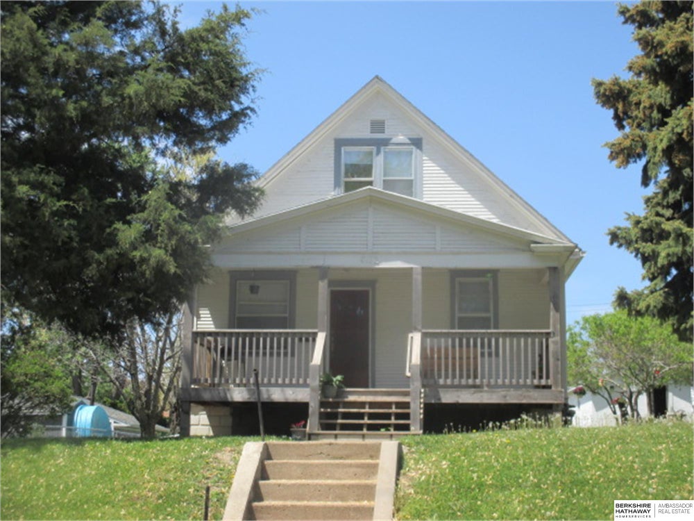 4112 S 36th Street, Omaha, NE 68107 BHGRE