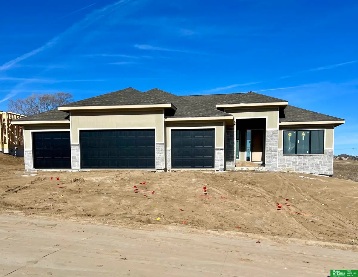 10110 Laramie Street, Papillion, NE 68046 - #1