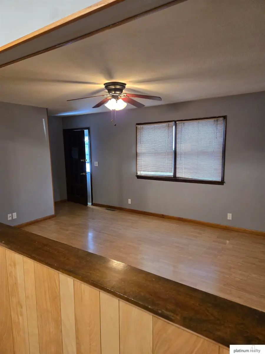 9380 Ohio Street W, Omaha, NE 68134 - Image #2