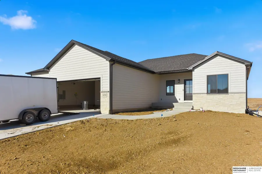 670 W 24th Circle, Wahoo, NE 68066 - Image #2