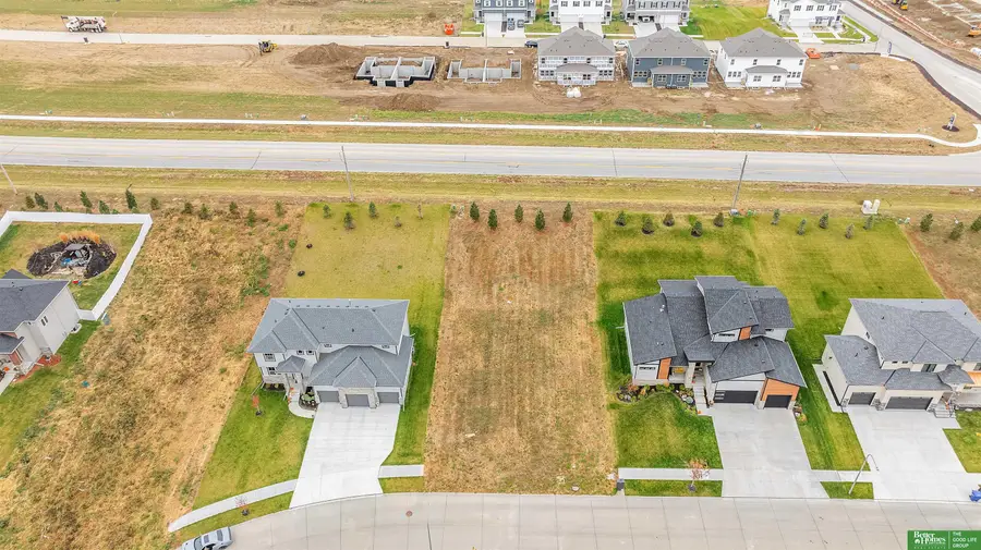 7814 N 167 Avenue, Bennington, NE 68007 - Image #2